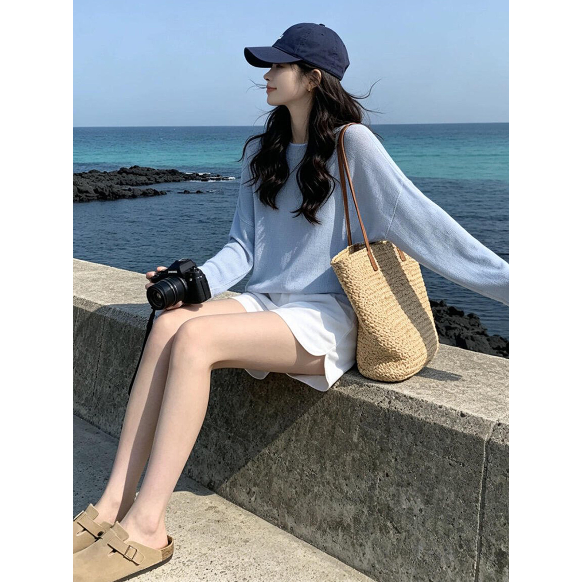 海边旅游出片穿搭蓝色薄款图片