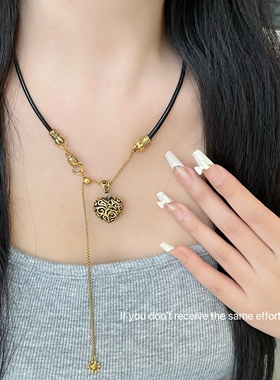 S925纯银古金唐草纹爱心镂空吊坠牛皮项链女轻奢时尚气质潮