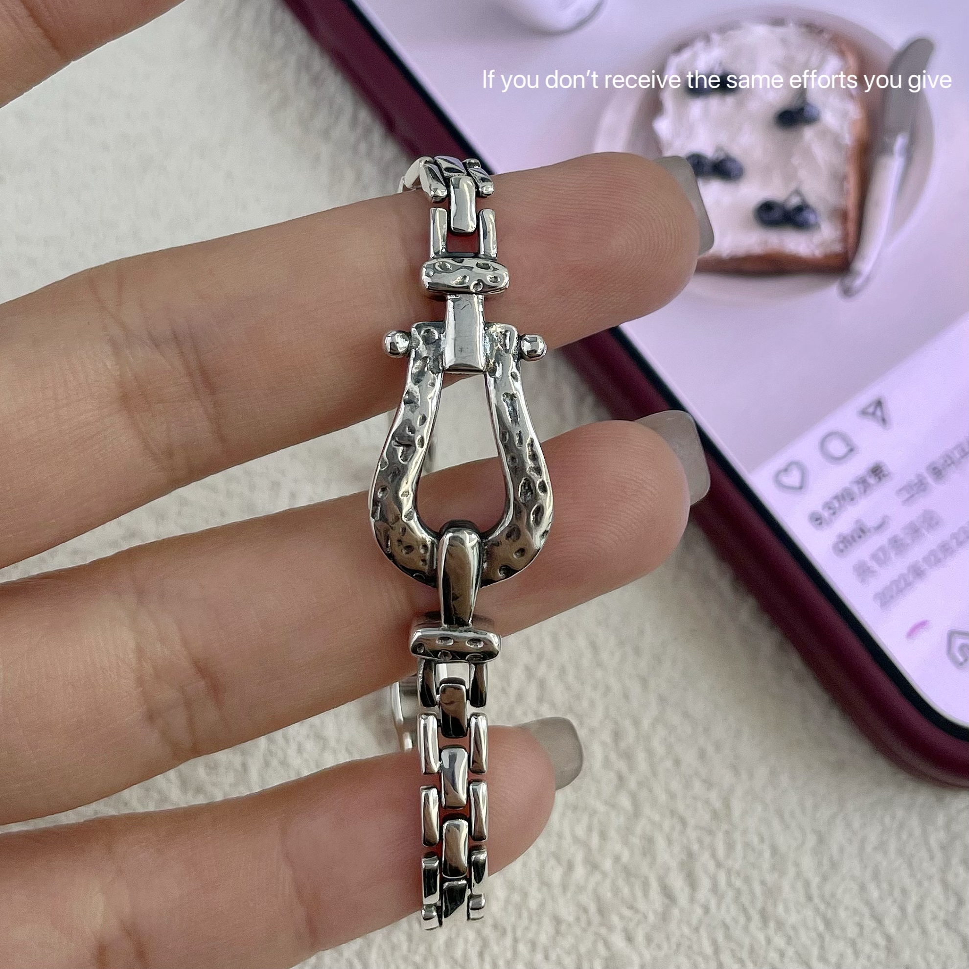 马蹄肌理感手链女个性小众时尚