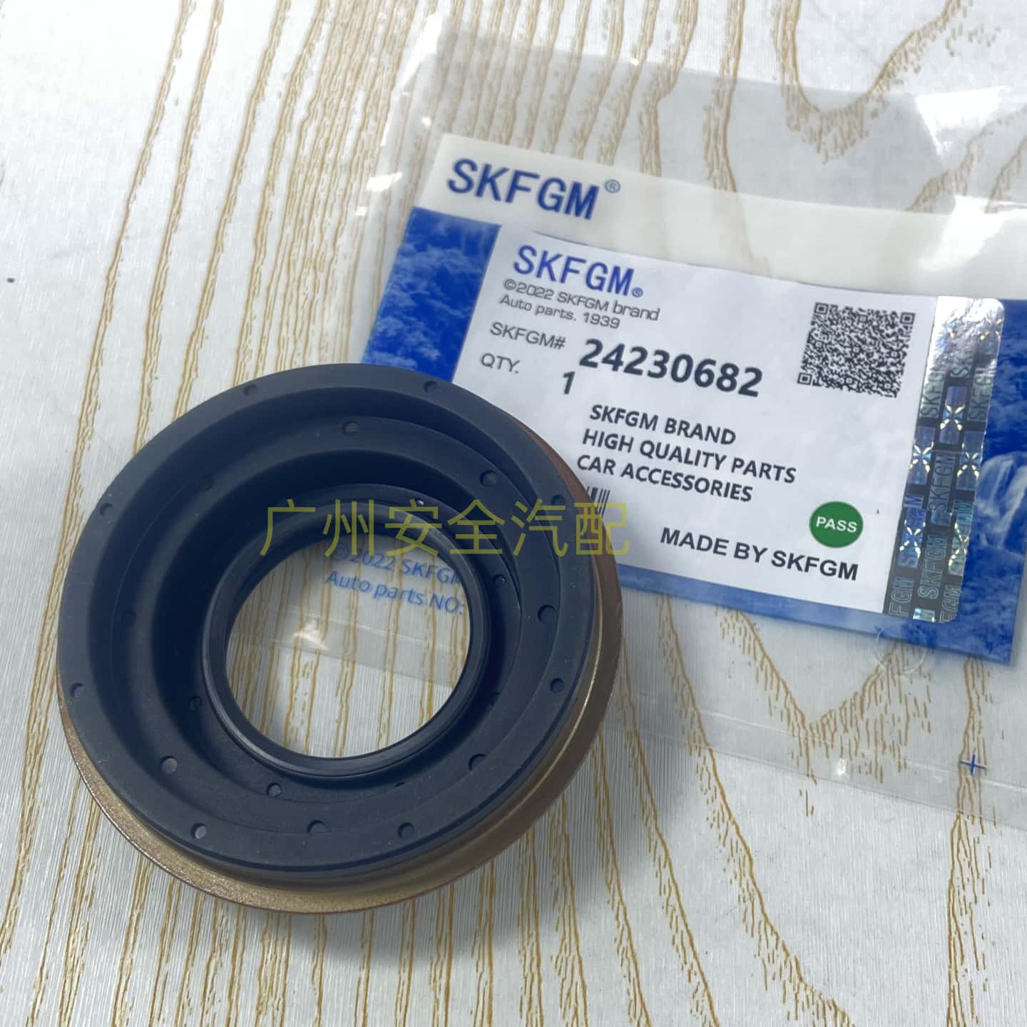 适用别克英朗新君威科鲁兹迈锐宝科帕奇6速波箱半轴油封24230682