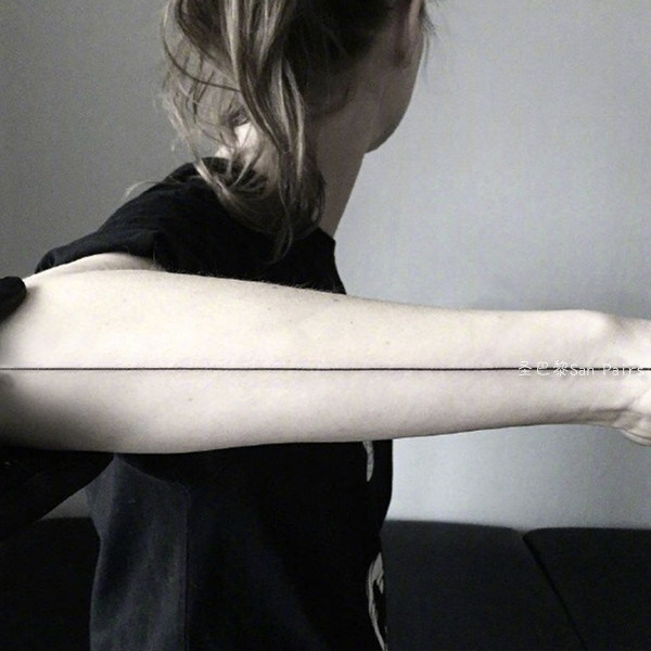 简约黑色直线纹身贴纸防水男女持久港风暗黑线条个性黑线仿真刺青