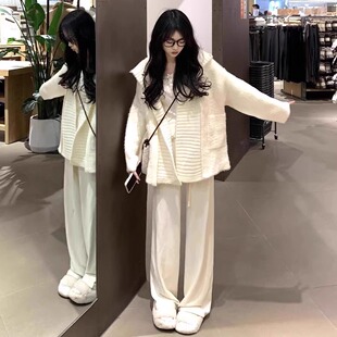 法式温柔白色连帽翻领毛衣外套女秋冬慵懒风小个子中长款针织开衫