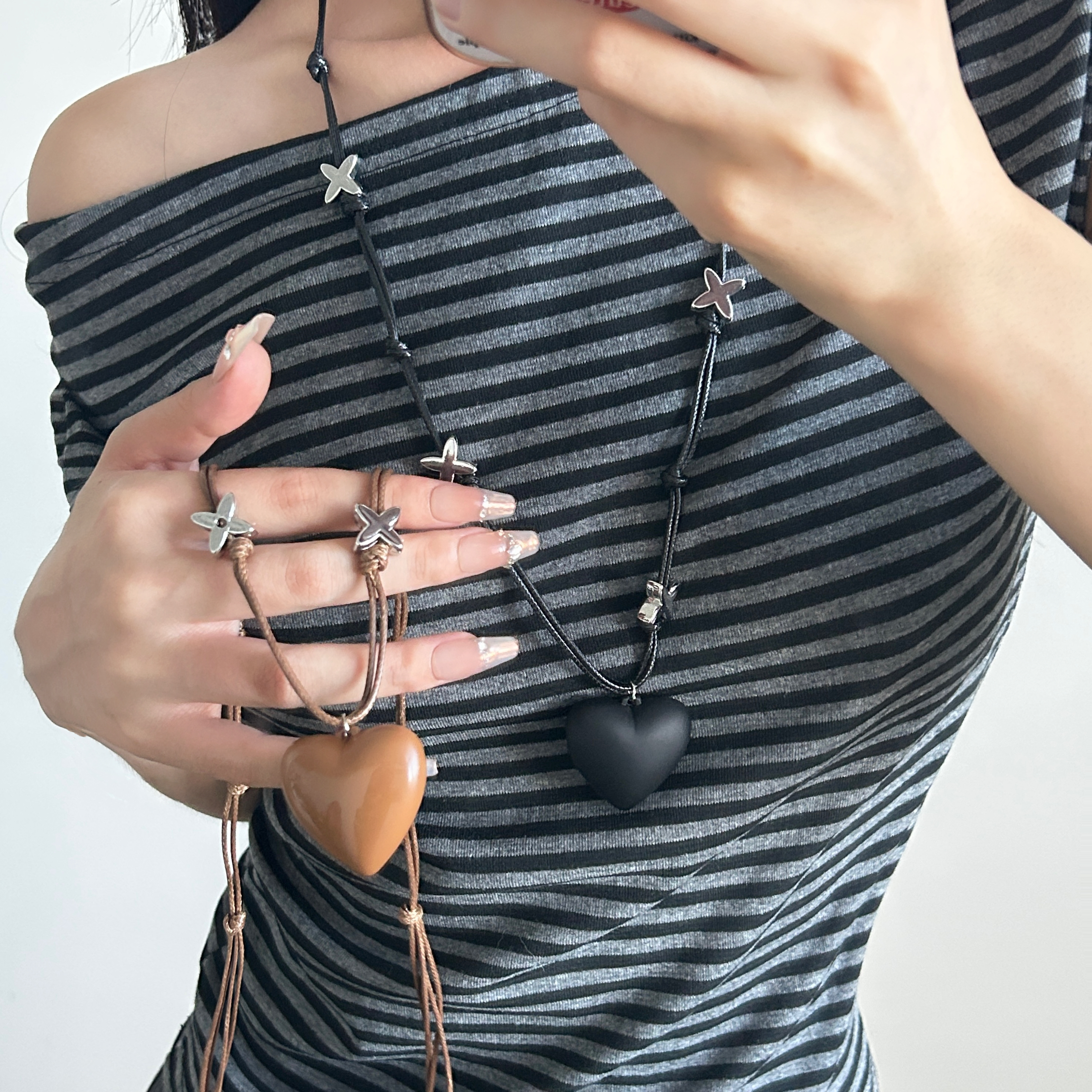 韩国黑色爱心皮绳长款项链