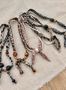 豹纹飘带珍珠项链女款轻奢小众