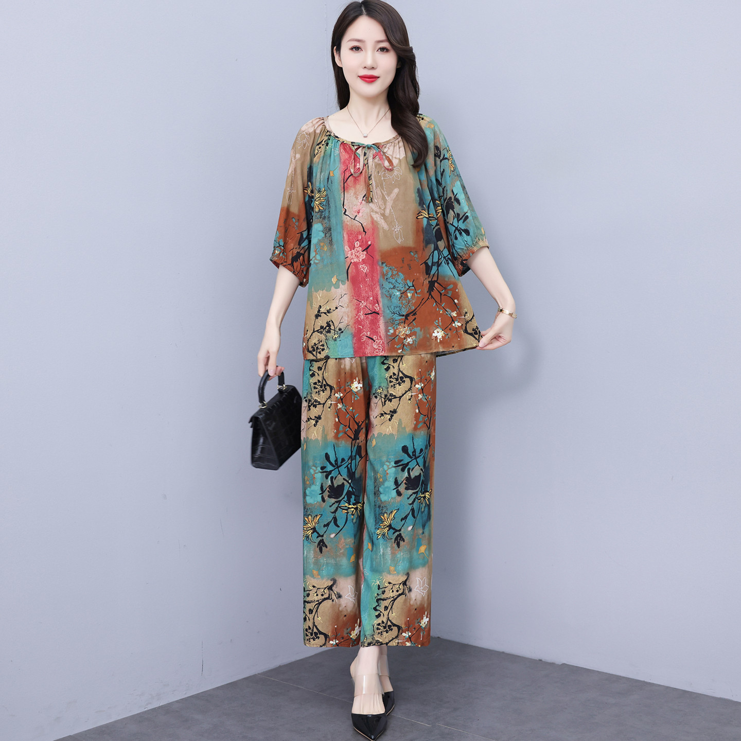 妈妈夏季纯棉绸睡衣女2025新款中老年女装宽松休闲洋气碎花家居服