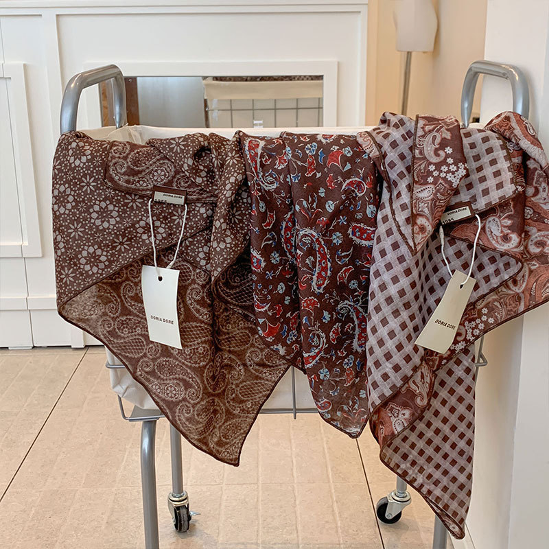 复古老钱风棉麻小方巾女2025新款双面印花丝巾系脖丝带围脖领巾