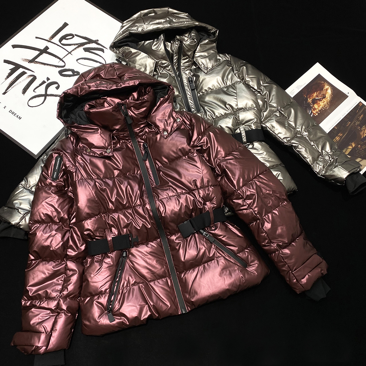 CCA自制滑雪羽绒棉棉服腰带收腰金属光泽银色亮面连帽棉衣外套女