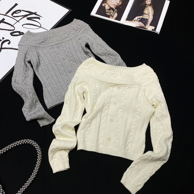 CCA自制小众设计感一字肩麻花单排扣套头毛衣显瘦短款弹力针织衫