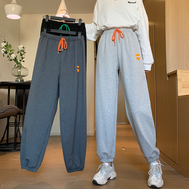 Real shot of 2021 spring and summer new sports pants, high waist, solid color Harem Pants, 9-point casual pants, women's fashion