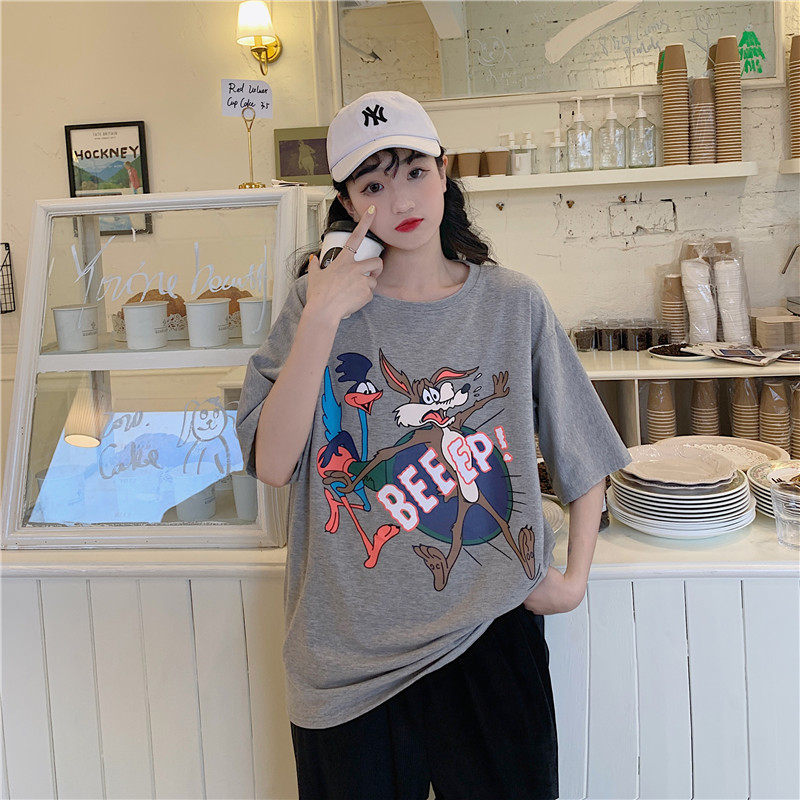 Real shot of new Korean loose round neck girlfriends mid length cartoon printed T-shirt