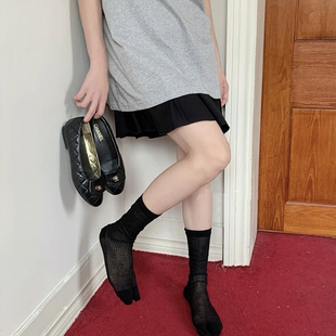 #马吉拉Tabi分趾袜！夏日竖条纹二趾袜，基础款纯色分趾堆堆袜子