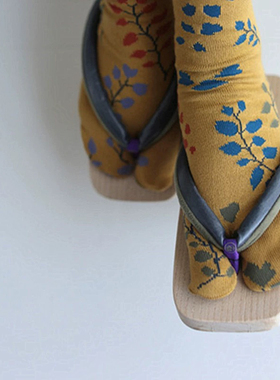 黄色系花卉分趾袜太适合春夏了～清新淡雅的黄枝条二趾袜猪蹄袜子