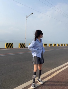 配aj的tb袜子！网红灰色四条杠小腿袜日系jk少女风袜子长筒瘦腿袜