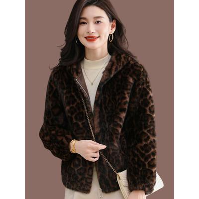水貂绒皮毛一体外套女冬季2025新款豹纹加厚环保皮草短款毛绒上衣