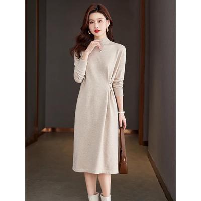 配大衣中长款毛衣裙女秋冬季2025新款气质显瘦针织内搭时尚连衣裙