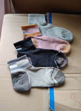 外贸男女运动袜直角金袜头短筒运动袜加固袜头夏季结实深灰色纯色