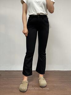 UUSSAN FRA*E经典版型 弹力罗马布 百搭九分高腰微喇提臀小黑裤