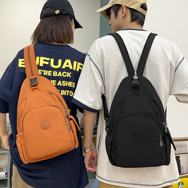 新款胸包女多功能时尚百搭休闲双肩包户外旅行背包两用纯色斜挎包