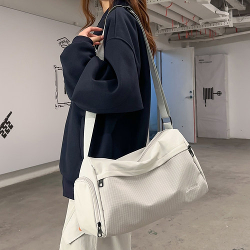 旅行包女大容量休闲行李袋