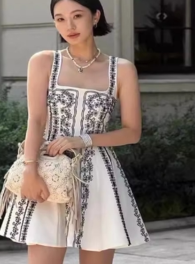 maSande2025早秋新款女装法式时尚百搭吊带短款连衣裙MFPRO04250