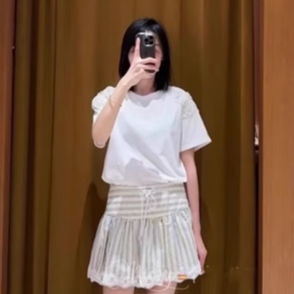 maSande2025夏季新款女装气质时尚拼纱钻饰宽松白T恤SFPTS01581