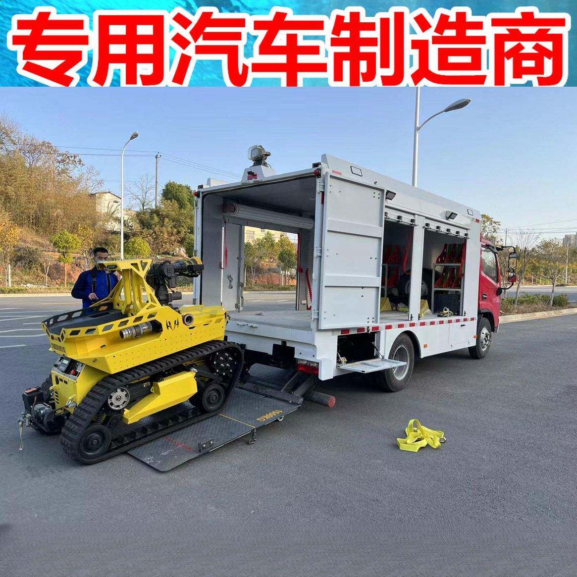 无人机 东风多利卡装备运输车 装有装备柜装备货架等专用装置