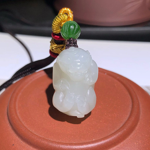 时光新疆和田玉籽料细腻结构精工