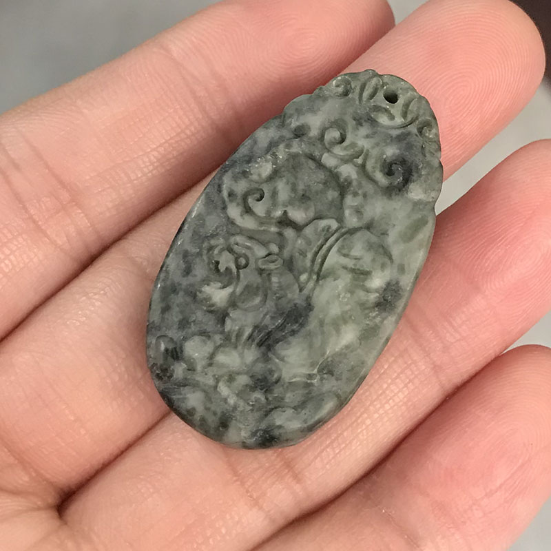 玉石下山虎玉牌项链礼物天然独山玉老虎吊坠男女士生肖虎玉佩挂件