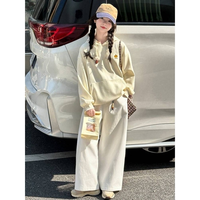 专柜品牌女童春装套装2026新款儿童洋气卫衣大童女孩春秋款网红运