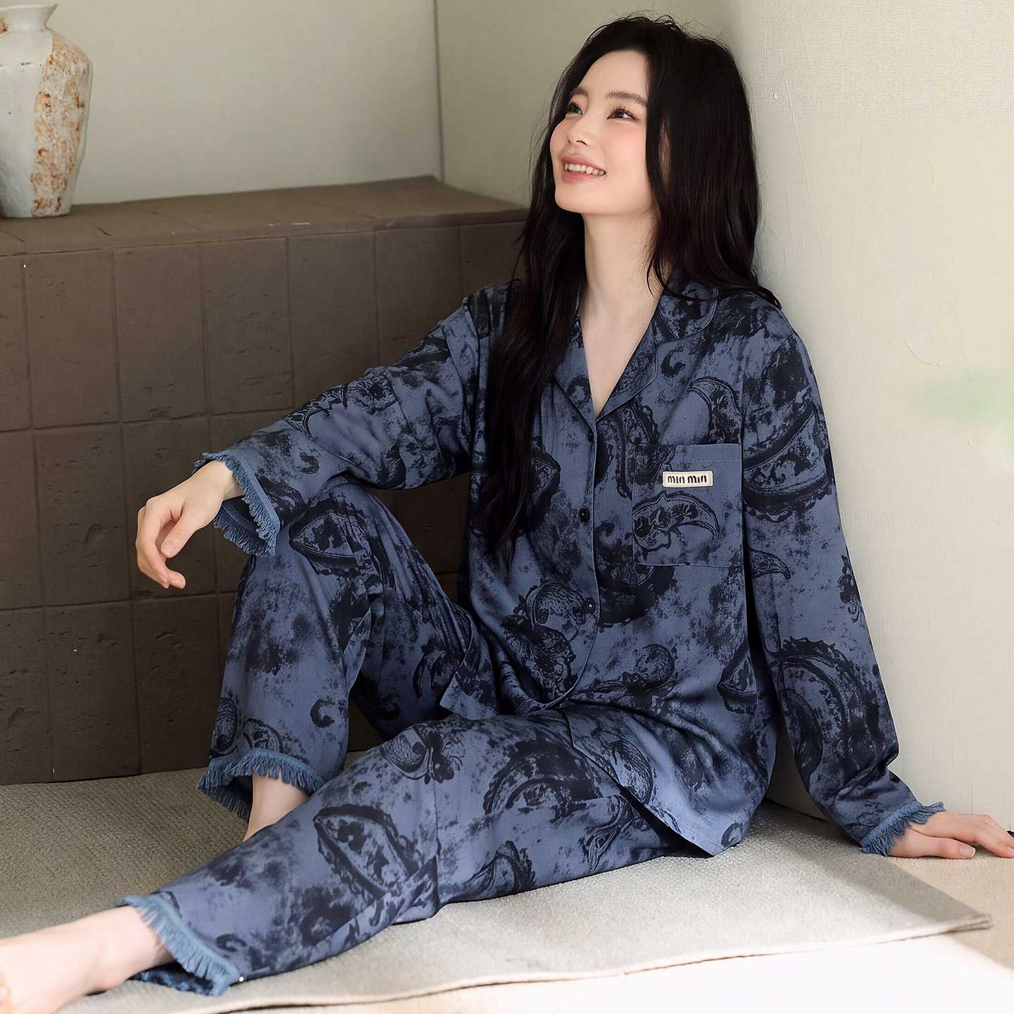 专柜纯棉睡衣女款秋冬季2026新款开衫长袖长裤高级中年妈妈家居服