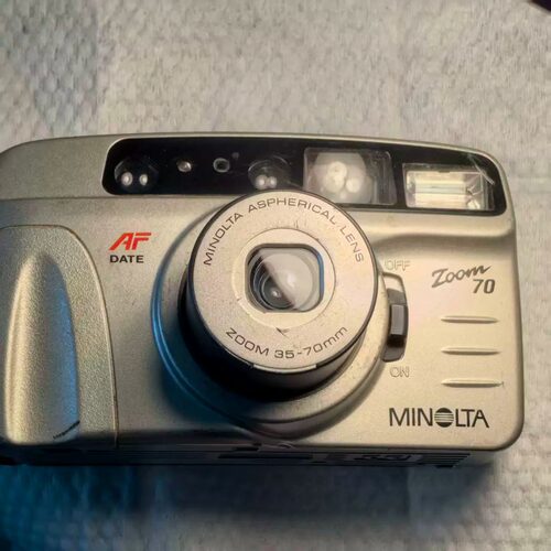 美能达MINOLTA Zoom 70胶卷相机，35-70mm变焦镜头