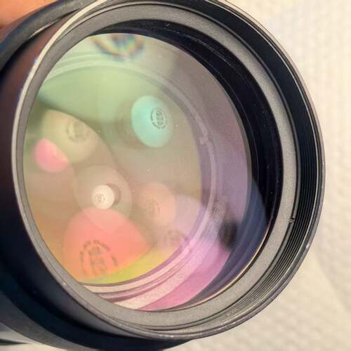前后镜片完好，中间有雾处理了