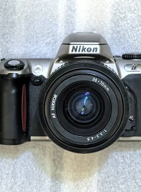 尼康U胶片单反套机，带原厂AF NIKKOR 35-70mm 1:3.3-4.5自动镜头