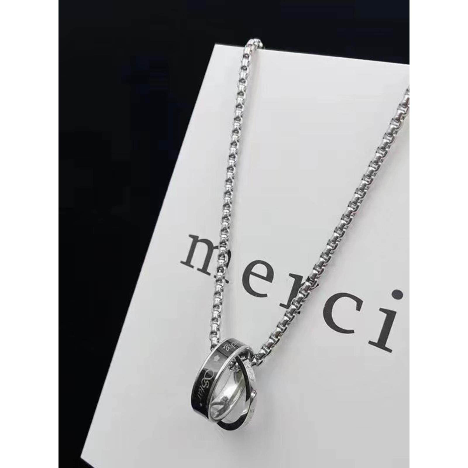 高级感钛钢双环相扣吊坠项链男潮嘻哈简约百搭小众文化创意手环