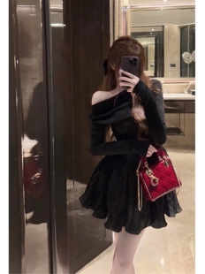 一字肩长袖连衣裙女春夏季大码胖mm新款法式名媛风收腰显瘦蓬蓬裙
