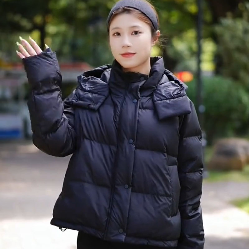 三防拒水鸭绒羽绒服女款黑色短款连帽羽绒外套运动户外保暖加厚