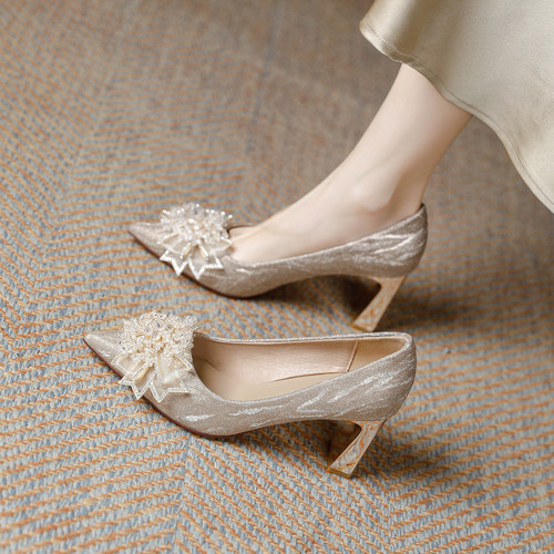 法式绝美水钻蝴蝶结高跟鞋女粗跟不累脚新娘婚鞋18岁成人礼水晶鞋