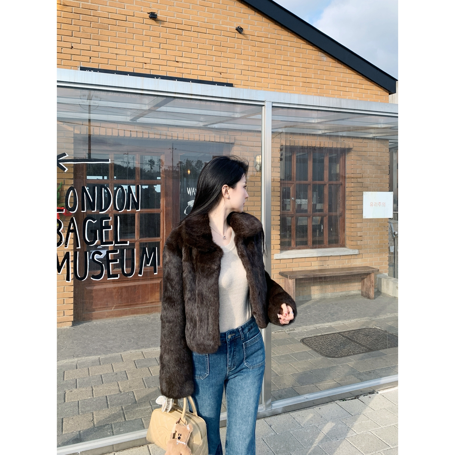 高级全真兔毛短款美拉德咖皮草