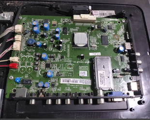 原装TCL L32F3350E主板40-MT01E0-MAI2HG屏配LVW320CSTM E1