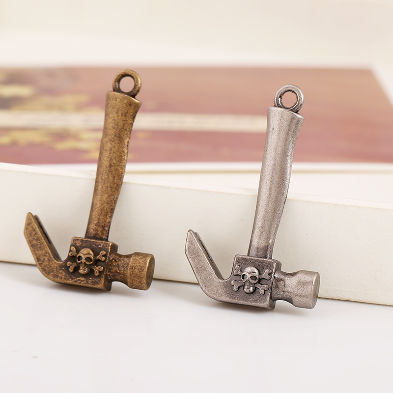 DIY饰品配件 手工材料50MM*31MM复古风格锤子合金项链挂件