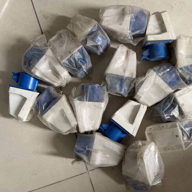 议价-航空插座插头工程剩余21套左右，打包80