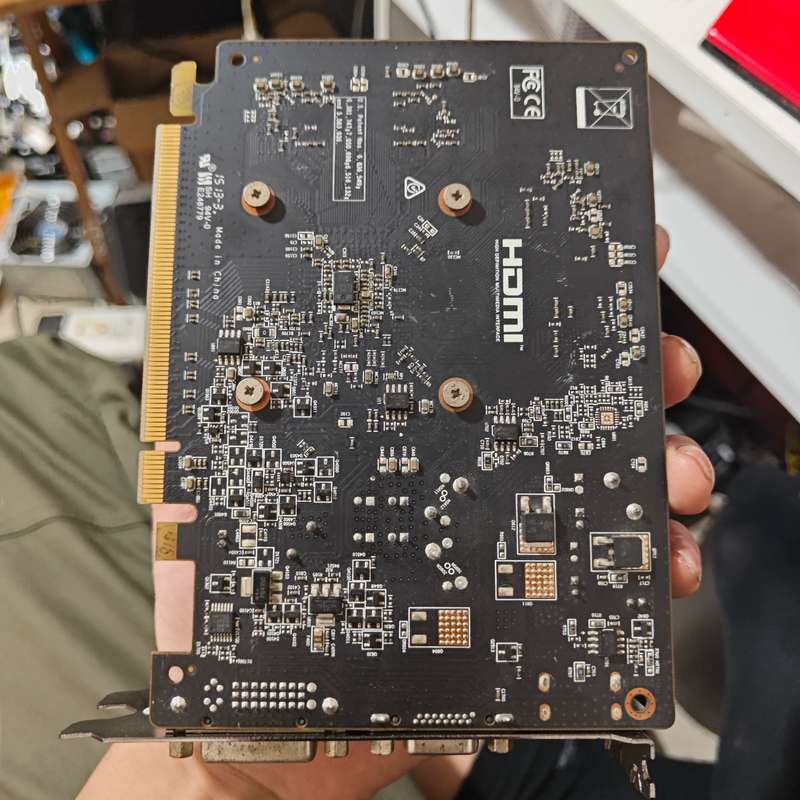 议价-XFX讯景R7-200 2G显卡风扇不行了亮机卡
