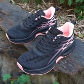 飞织透气轻跑健身健步女鞋 带碳板高足弓避震防滑跑鞋 新品 外贸秋款