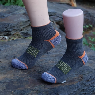 官网同步！6双外贸原单纯棉拉毛中筒运动袜打球运动登山袜男女袜