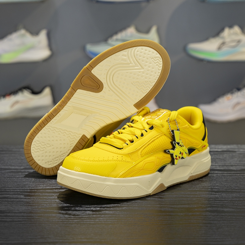 李宁耐磨男女通用系带休闲鞋