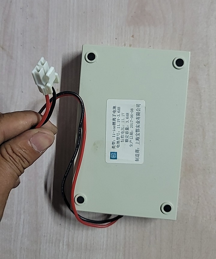 适用斯曼峰JX820D-1便携式吸引器锂电池 11.1V 4400mAh内置电池组