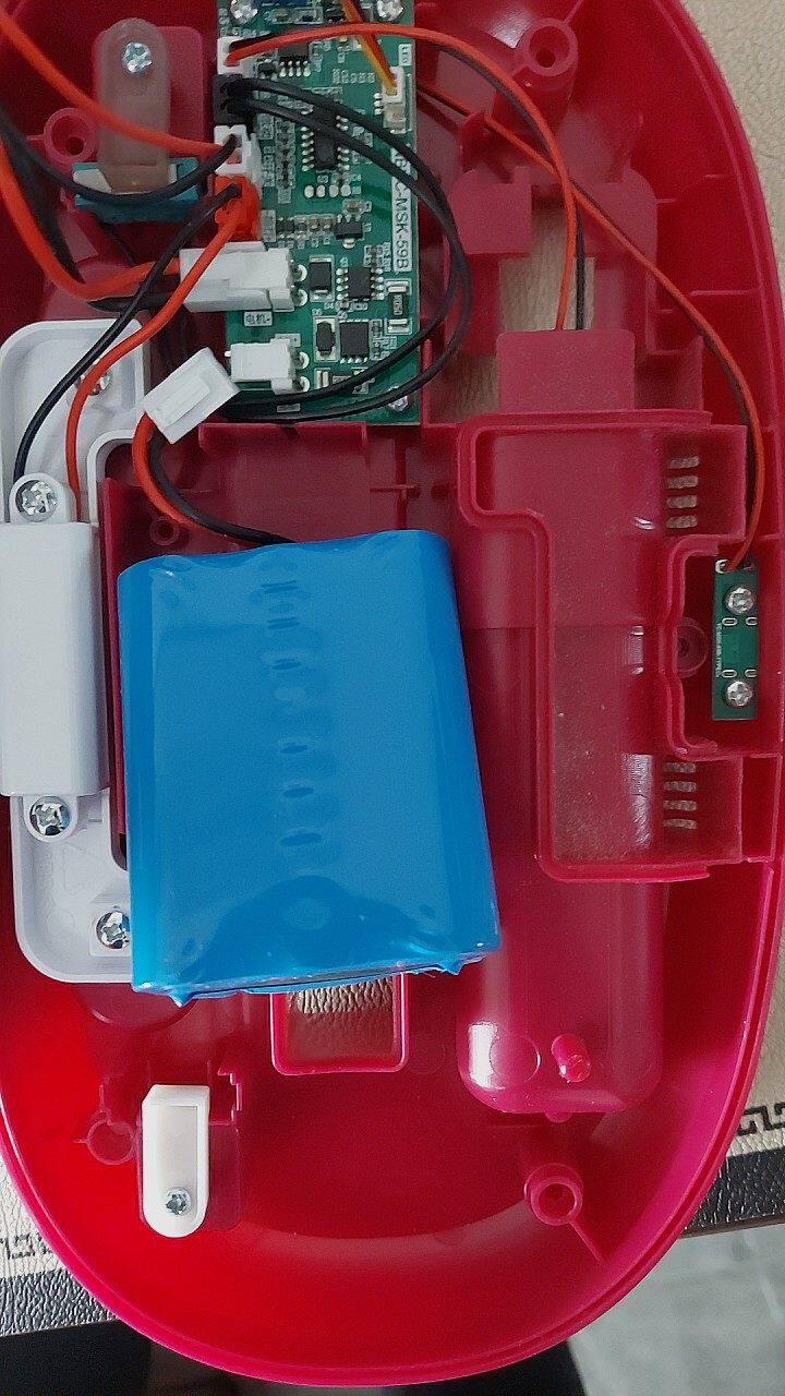 适用奥克斯手持吸尘器电池原装无线11.1v锂电池18650 12V2000mAh