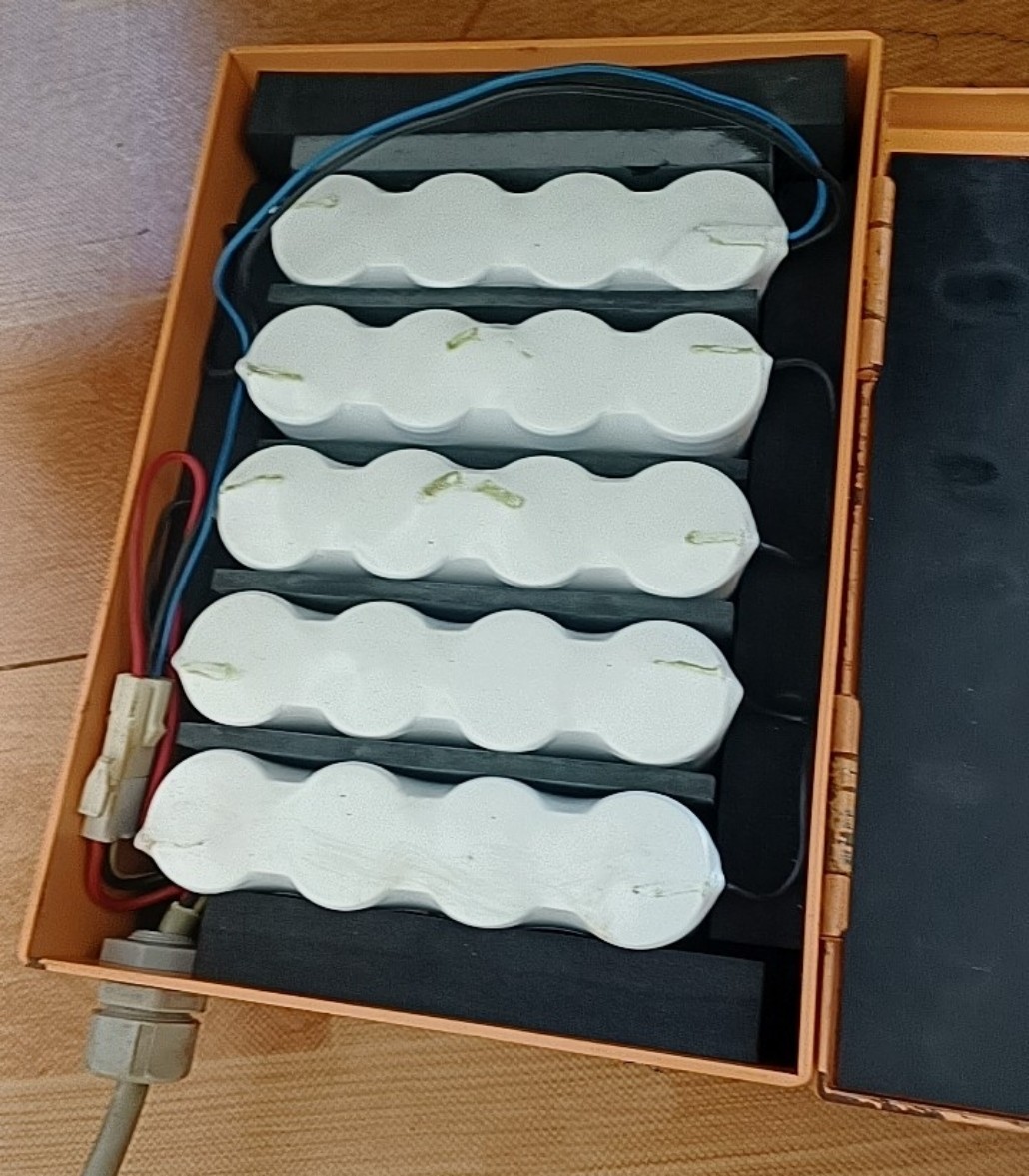 抓斗机控制电磁阀电池 24V D 5300mAh 镍镉充电电池组 4x5 分体式