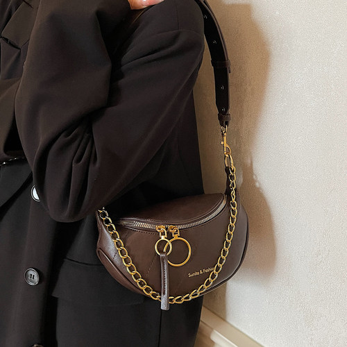 高级感复古时尚百搭马鞍包