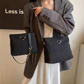 网红休闲牛津布包包女2025新款 夏天时尚 黑色单肩斜挎包百搭链条包